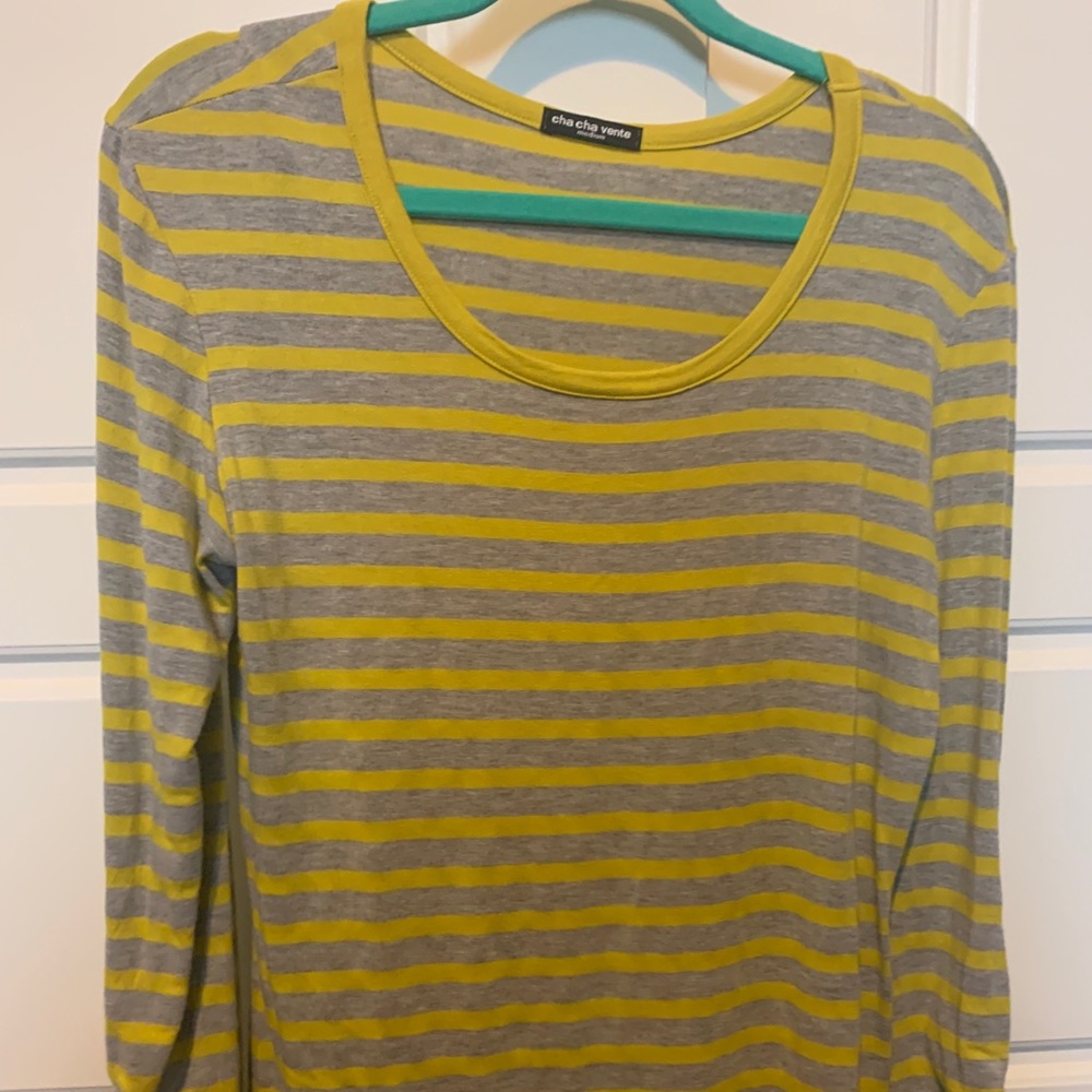 Mustard yellow top
